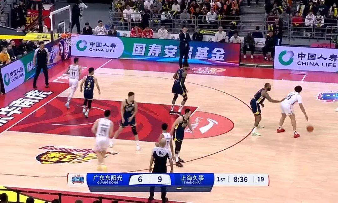 某球队成功逆转比赛结果获胜