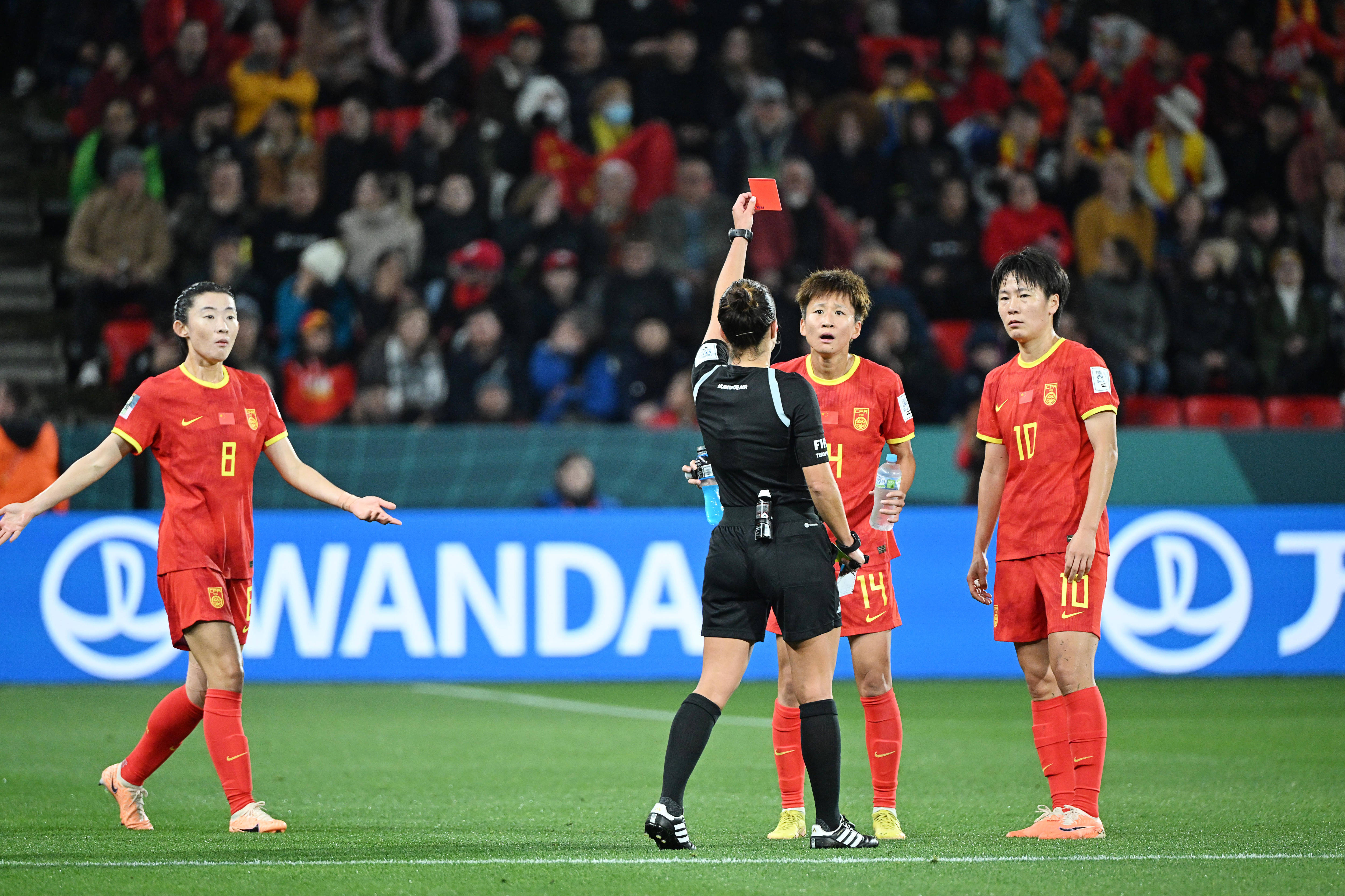 关于卫冕冠军实力不减!中国国家女足提前取得小组头名的信息 关于卫冕冠军实力不减!中国国家女足提前取得小组头名的信息