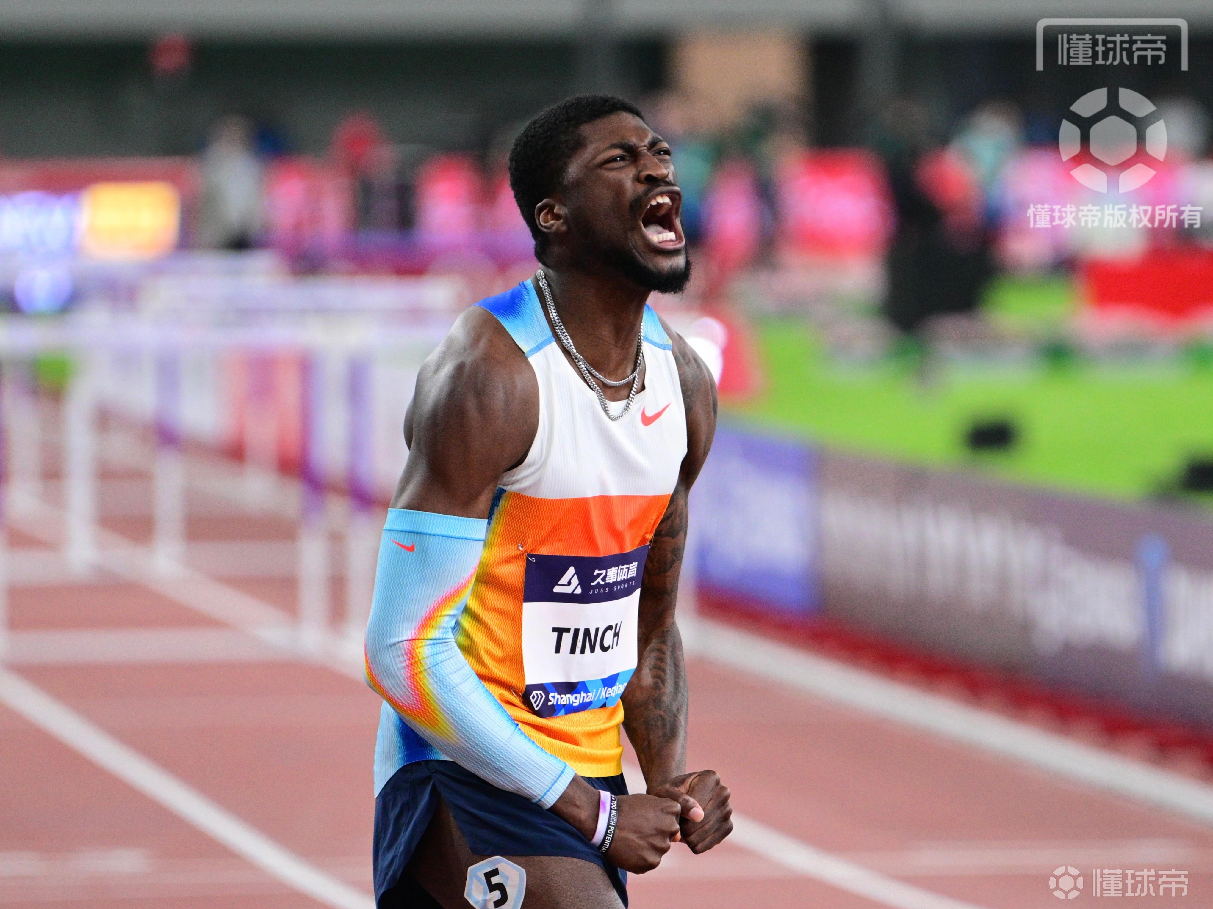 南非田径选手突破个人最好成绩的简单介绍