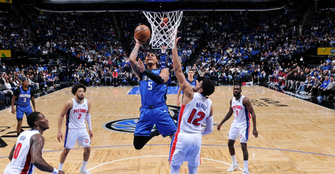 爵士主场全队发挥击败魔术